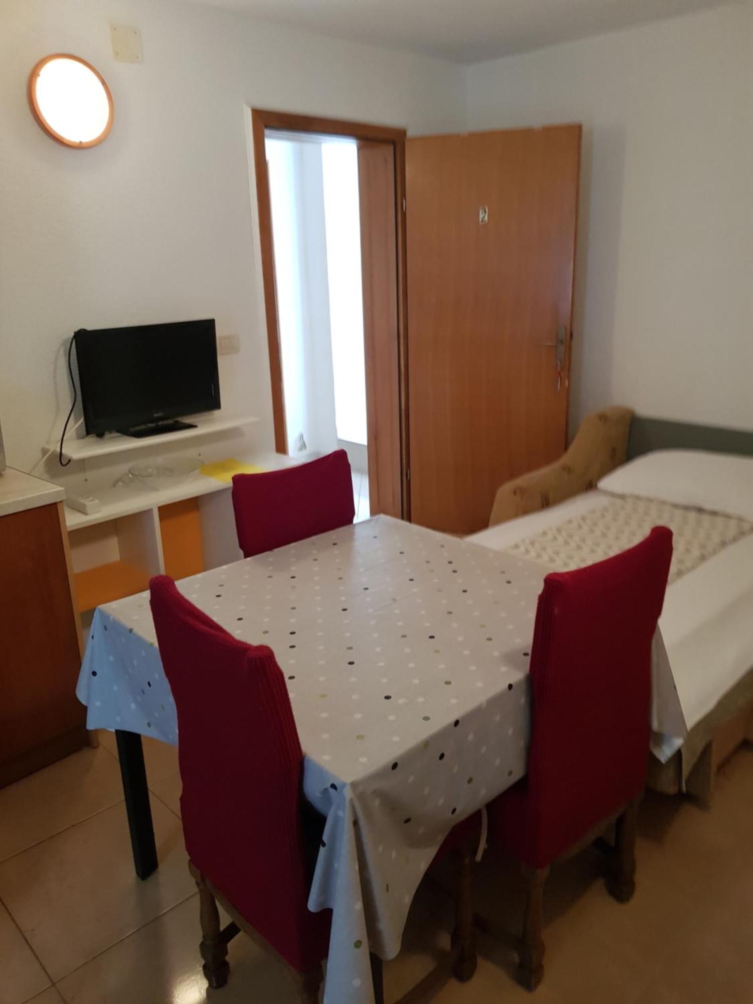 Apartmani Laguna グラダツ エクステリア 写真